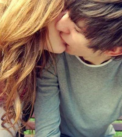 日韩欧美幸福的接吻视频,日韩欧美接吻瞬间，幸福感的全球共鸣